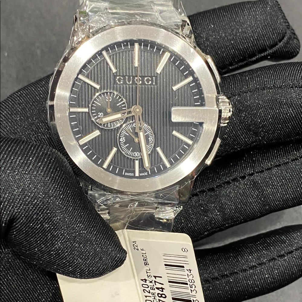 NIB Black Gucci Watch - Picture 6 of 10